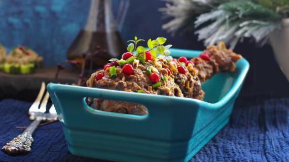 Ароматная голень индейки по-индийски: пряный маринад и сочное мясо
