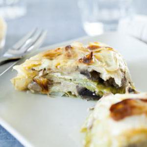 Вкусная и ароматная молодая капуста с грибами, запеченная в мультиварке