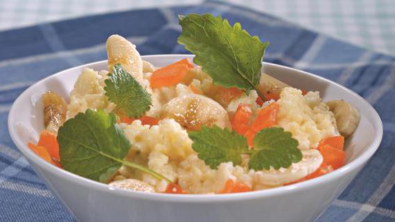 Ароматная пшенная каша с кокосовым молоком и бананом
