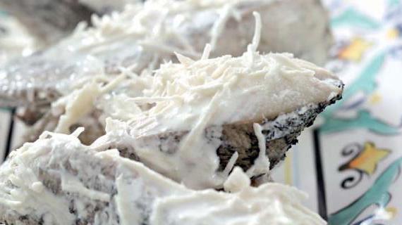 Ароматная щука в сметанном соусе с хреном — вкус, который оставит незабываемое впечатление