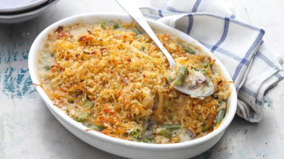 Вкусная и ароматная запеканка из зеленой фасоли с грибами для уютного семейного обеда