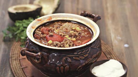 Ароматное рагу из индейки с перцем чили, сладким перцем и кукурузой: вкусовая палитра для души
