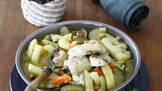 Вкусное и ароматное рагу с треской, овощами и лимоном для уютного вечера