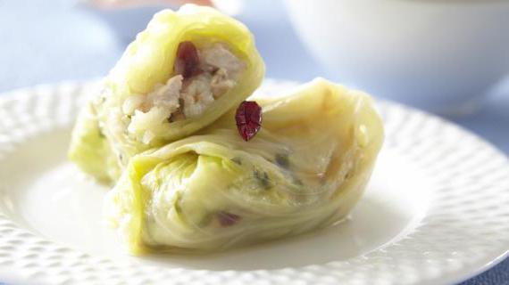 Ароматные голубцы по-мароккански с рисом, индейкой и сухофруктами