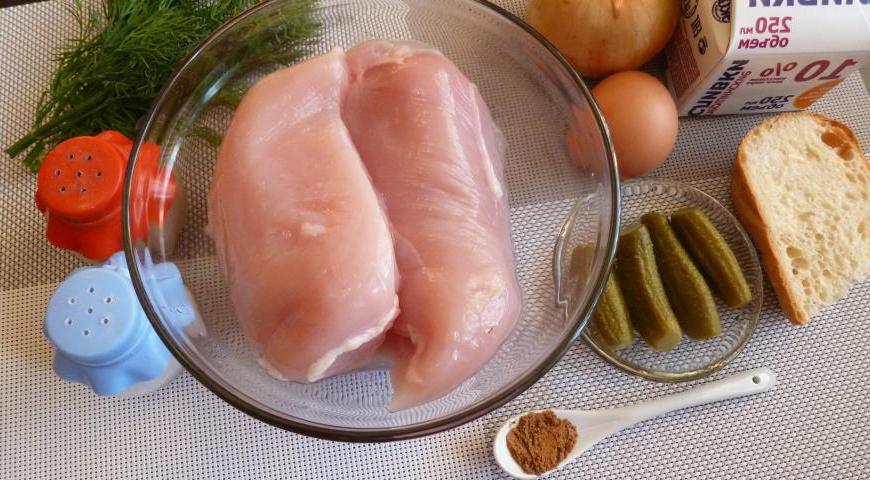 Подготовьте все необходимые продукты согласно списку.