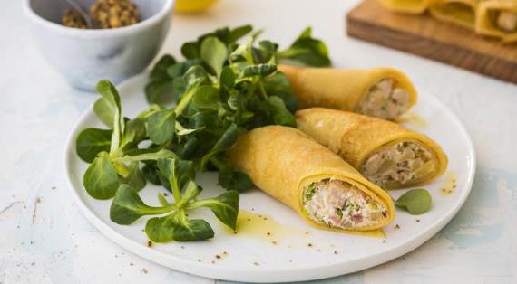 Ароматные кукурузные блинчики с начинкой из запеченной индейки