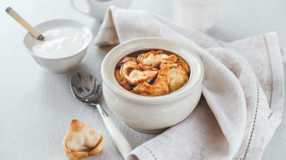 Ароматные кундюбки с квашеной капустой и грибами
