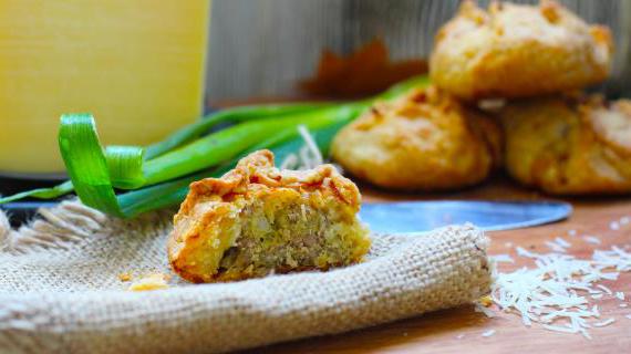 Ароматные мини-пирожки с мясом и сыром на основе картофельного теста по финскому рецепту