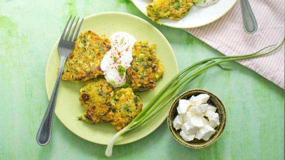 Вкусные оладушки из кабачков с фетой — идеальный выбор на обед или ужин