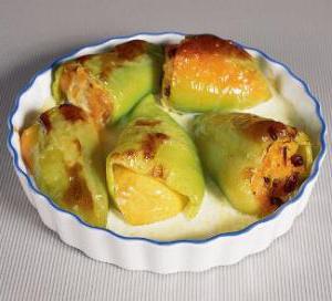 Вкусные перцы, начинённые яблоками, курагой и изюмом — идеальное блюдо для ужина