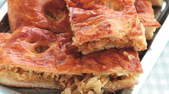 Изысканный домашний пирог с капустной начинкой: вкус, аромат и традиции