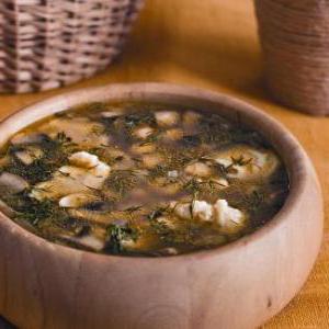 Ароматный фасолевый суп с грибами и домашними клецками