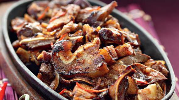 Вкусный филиппинский сисиг: рецепты для праздничного стола