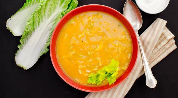 Ароматный картофельный суп с пекинской капустой и овощами — вкусное и полезное блюдо