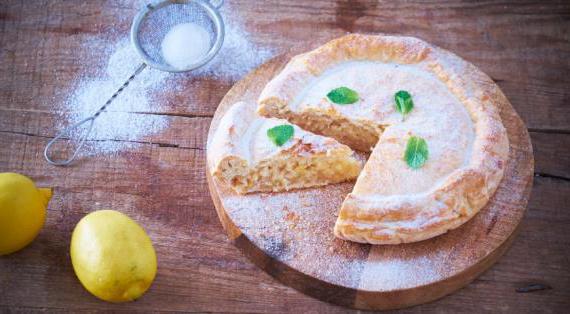 Ароматный лимонный пирог с хрустящей корочкой
