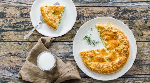 Вкусный пирог с укропом и разнообразными сортами сыра