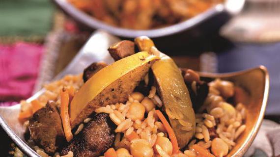 Домашний ароматный плов с говядиной и нутом — вкусная традиция на каждый день