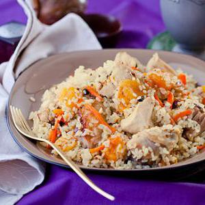 Ароматный плов с курицей, приготовленный в мультиварке