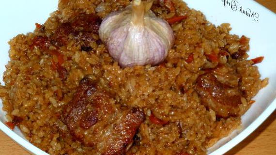 Ароматный плов со свиными ребрышками по-узбекски