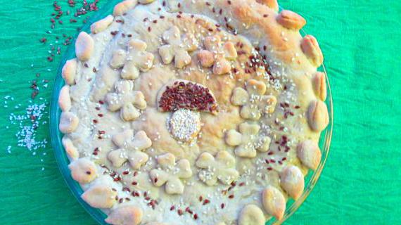 Ароматный постный пирог с рисовой начинкой и грибами