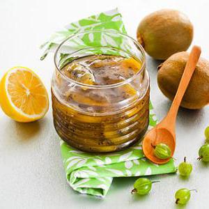 Ароматный зеленый джем в мультиварке: рецепт с киви и крыжовником