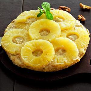 Домашняя сладкая пицца с ананасами и миндалём в мультиварке