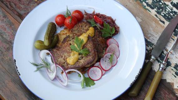 Интересное немецкое блюдо — драники с леберкезе: вкус и аромат в каждом кусочке