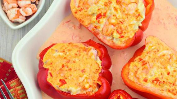 Изумительный кушанье: фаршированный перец с хеком и креветками для особенного ужина
