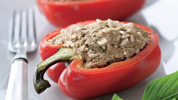 Сочные фаршированные перцы с телятиной и моццареллой — изысканный вкус на каждый день