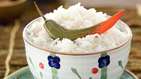 Острый филиппинский суп адобо с чили: яркий вкус для ценителей остроты