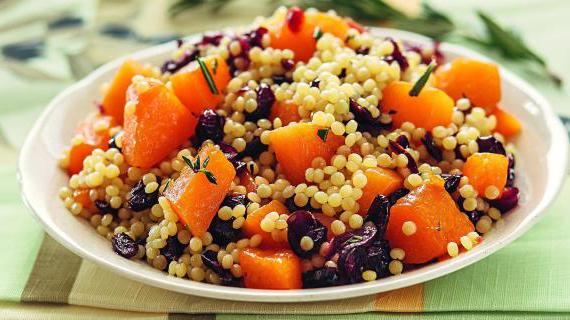 Гарнир из кускуса птитим с тыквой и клюквой