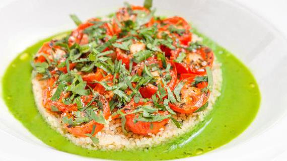 Ароматный кускус с нежной фасолевой начинкой, идеальный для ужина