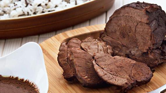 Изысканное баранье мясо с темным шоколадом и карри