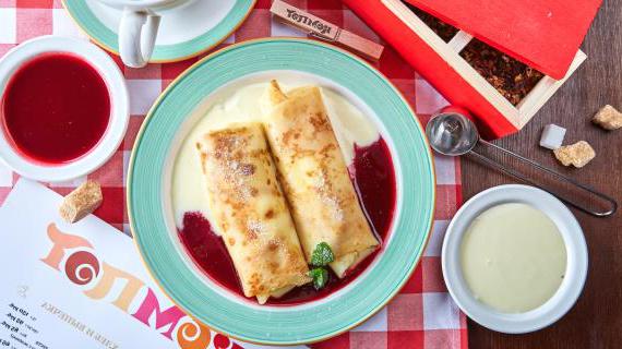 Ароматные блинчики с творожной начинкой и двумя изысканными соусами от Алены Солодовиченко