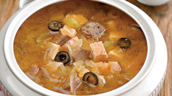 Классическая мясная солянка: пошаговый рецепт приготовления