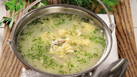 Классический куриный бульон для диетических блюд