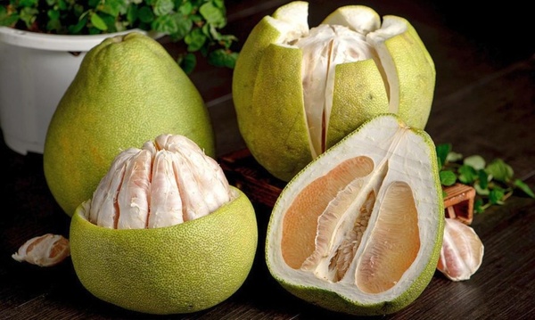 Помело: вкус, польза и применение в кулинарии и медицине