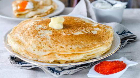 Пышные блины с красной икрой