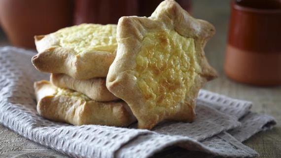 Вкусные калитки с картофельной начинкой: классический рецепт для уютного вечера
