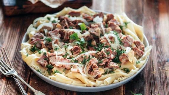 Рецепт бешбармака: традиционное казахское блюдо с мясом и тестом