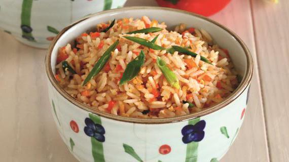 Китайский рис с овощами и яйцом — вкусное и полезное блюдо на каждый день