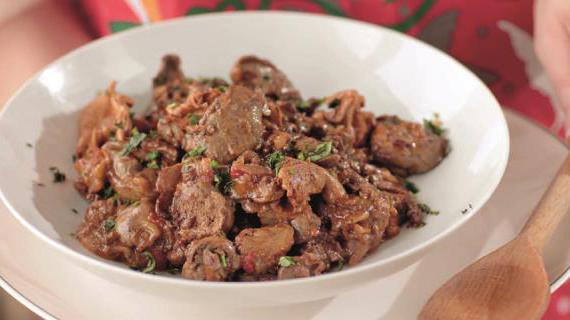 Рецепт куриной печени с лисичками для гурманов
