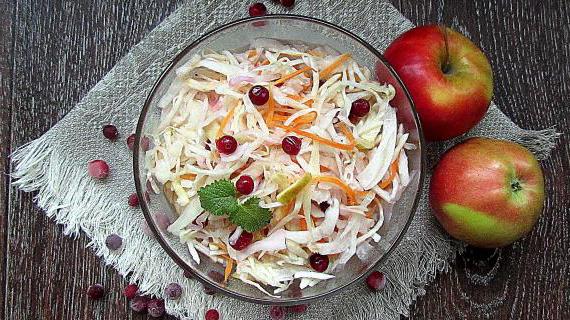 Рецепт маринованной капусты Провансаль с яблоком и клюквой