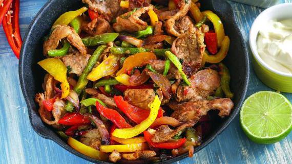 Рецепт приготовления ароматных фахитас с сочным мясом