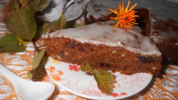 Рецепт сочного морковно-кукурузного пирога с вишней и орехами