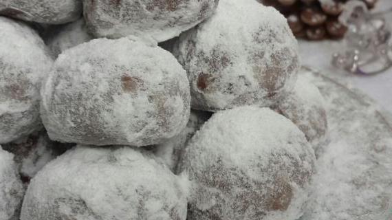 Шоколадные снежки — нежное и рассыпчатое печенье для сладкого перекуса