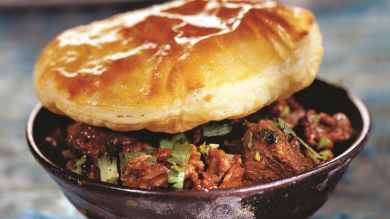 Шотландское блюдо из говядины с пивом и орехами