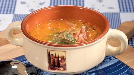 Шверинский сырный суп с окороком и молочными нотками