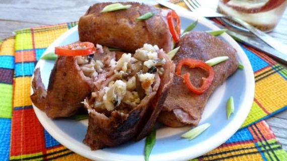 Сочные блинчики с начинкой из щучьего фарша и вешенок