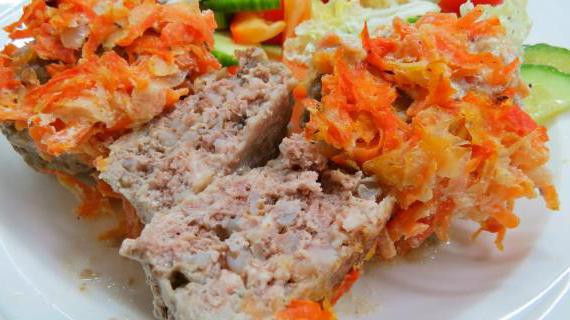 Сочные гречаники с курицей и говядиной в сметанном соусе – блюдо для всей семьи